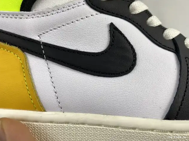 Chep Onekick HIGH GOLD' 555088-118 1 AIR JORDAN 'VOLT OG RETRO 0407